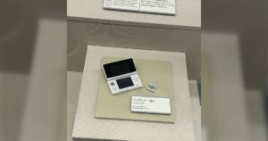「3DSがレトロ枠…だと…」江戸東京博物館の展示にX民が震える